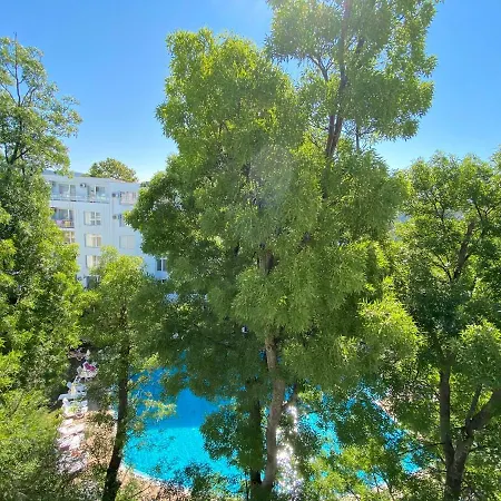 Holiday Apartment With Shared Pool In Yassen, Sunny Beach Appartement *